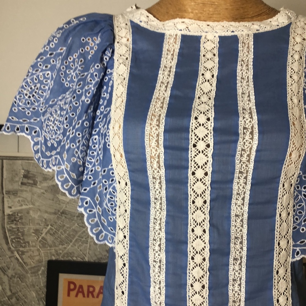 Anthropologie blue top Size 2 - Picture 2 of 10
